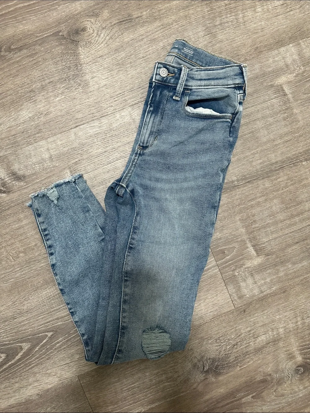 Old Navy Skinny Jeans Trio in Dark Blue, Mid Blue, Light Blue